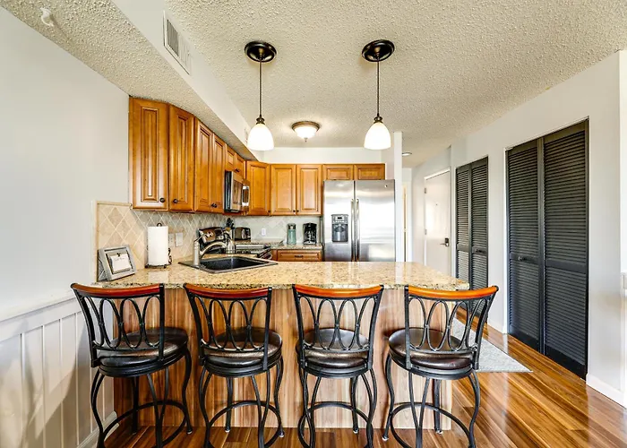 Pool, Sunset Views & Prime Setting! Ocean Gem *