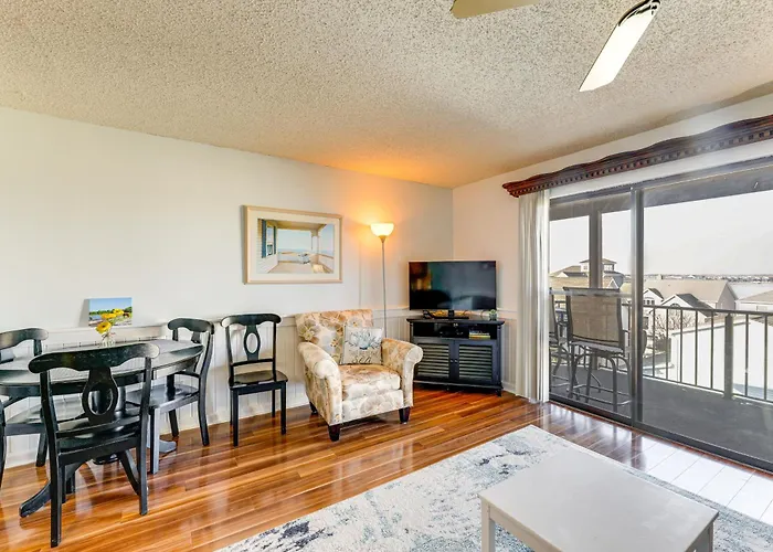 Pool, Sunset Views & Prime Setting! Ocean Gem Holiday home