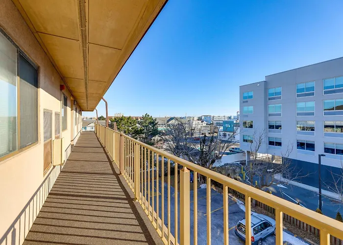 Holiday home Pool, Sunset Views & Prime Setting! Ocean Gem *